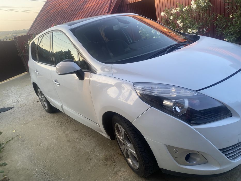 Vand Renault Scenic ,1.6, 7 locuri