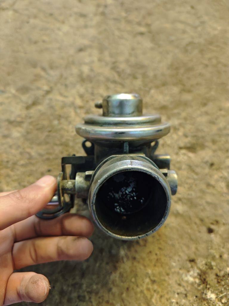 Vând egr golf 4.