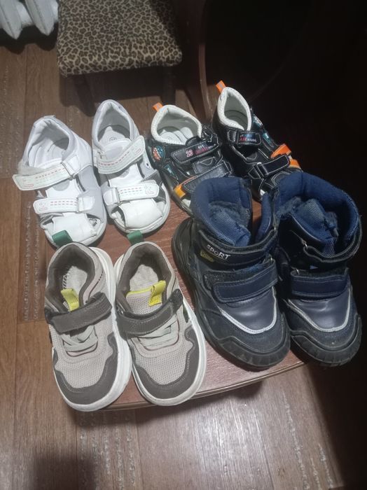 Отдам обувь на мальчика