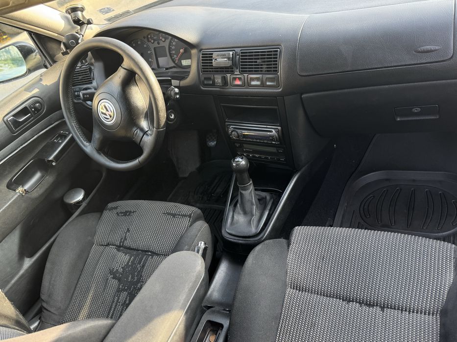 Volkswagen Golf 4
