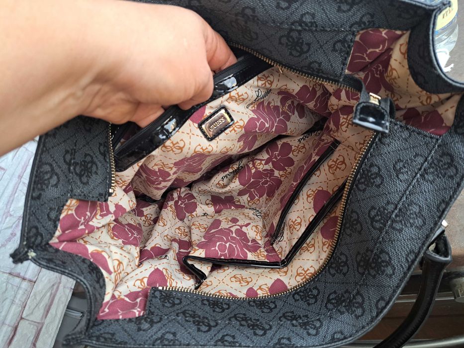 дамска чанта GUESS,сива голяма чанта,гес