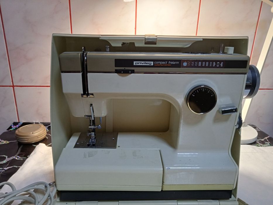 Mașina cusut Germania