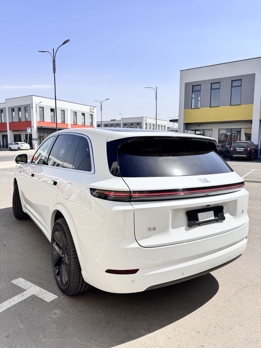 LI Li7 Ultra 2025 Restailing