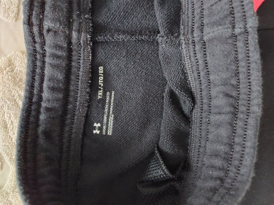 Pantaloni Underarmour și camasa finet copii 13-14 ani