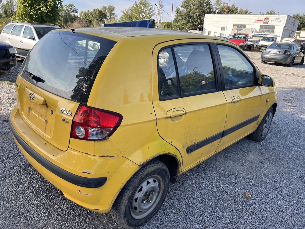 HYUNDAi GETZ 1.4 бензин 2003 г само на части