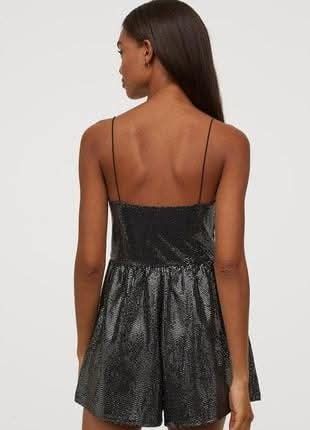 Salopeta petreceri, Revelion, club