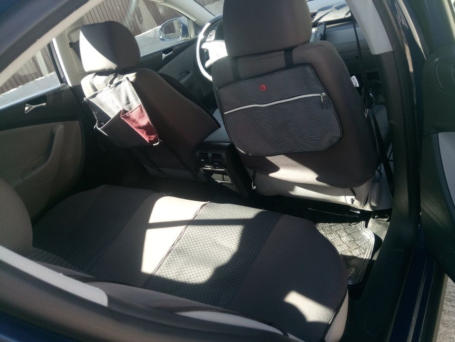 Vând Volkswagen Passat B6