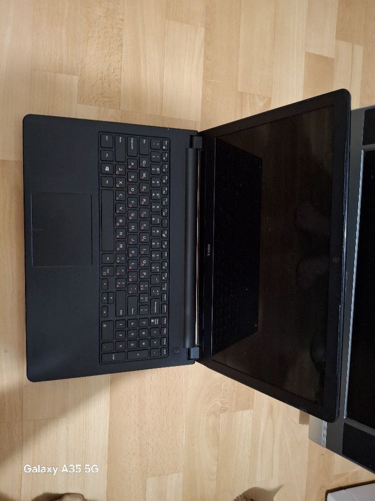 Лаптоп за части ,,Dell,