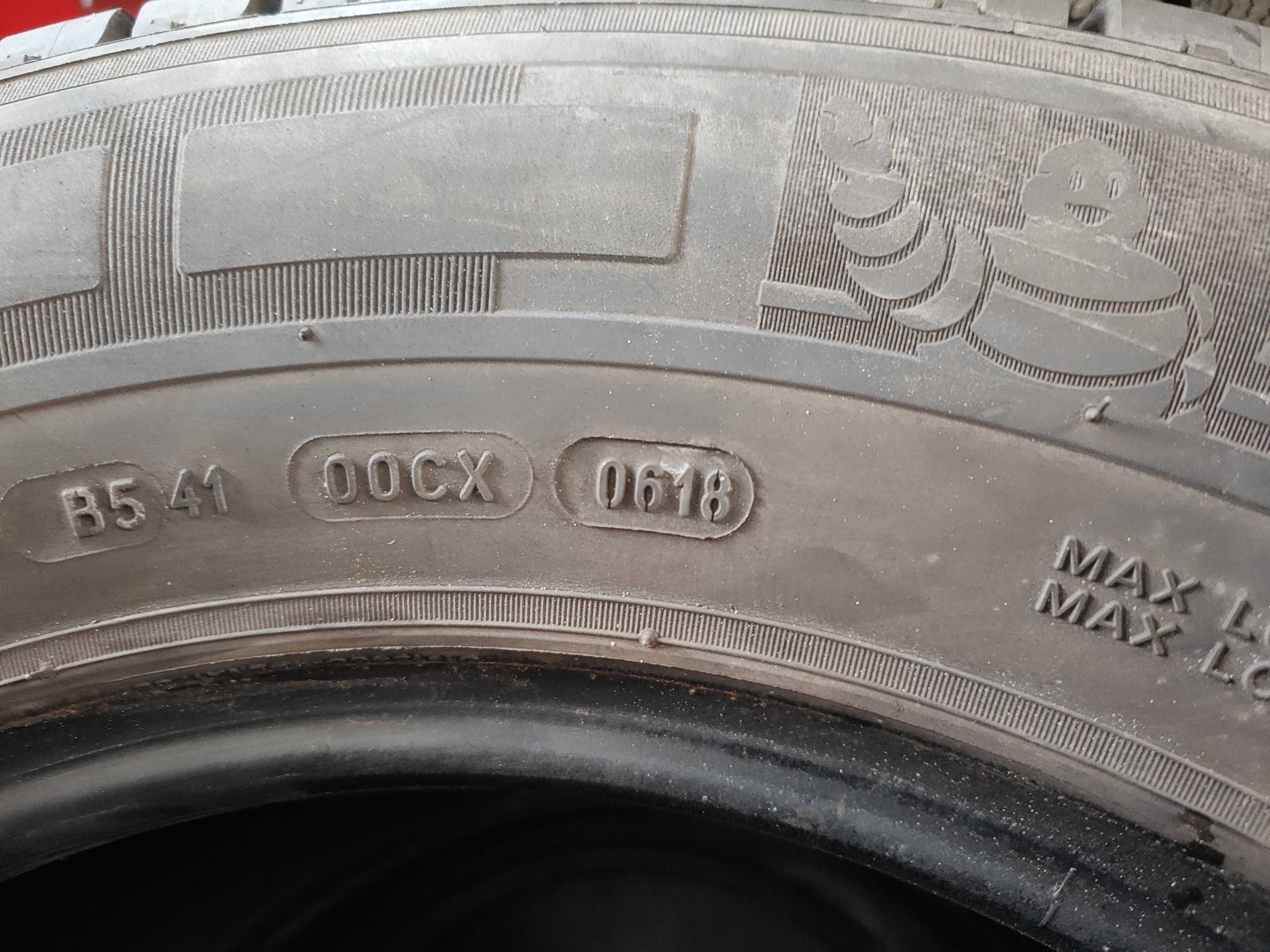 2бр.летни гуми 235/65/16C Michelin