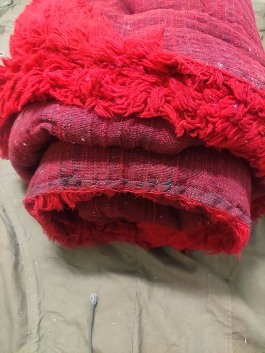 Продавам нови китеници