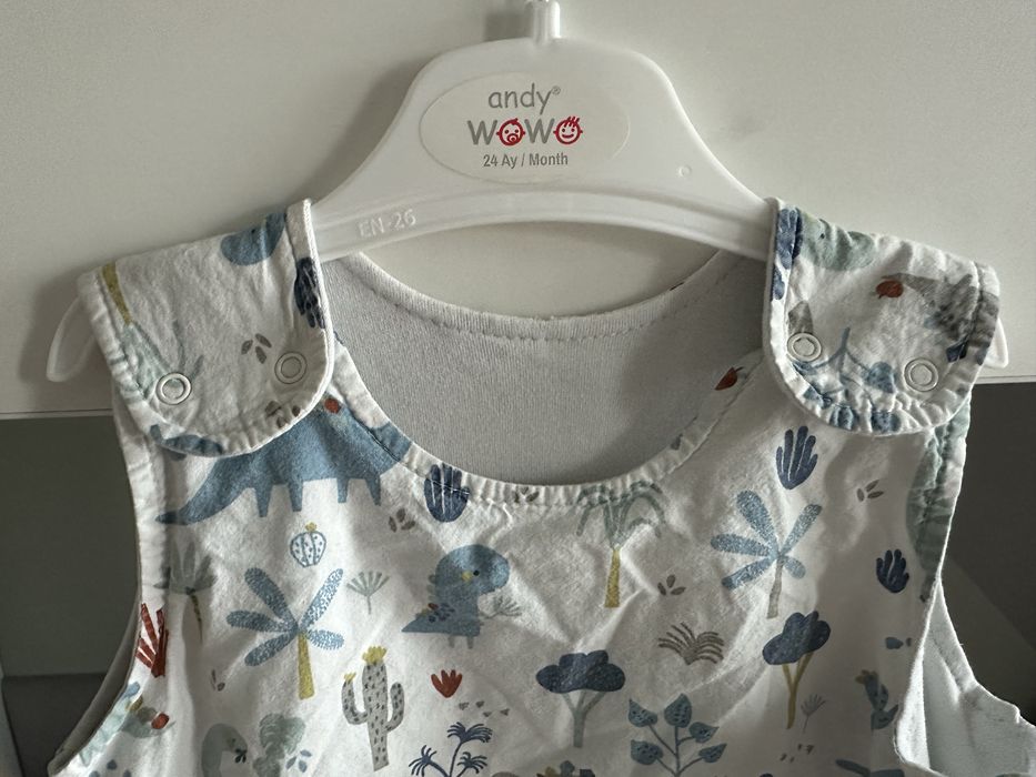 Продавам 2 чувалчета на Angel Baby 6-18 месеца