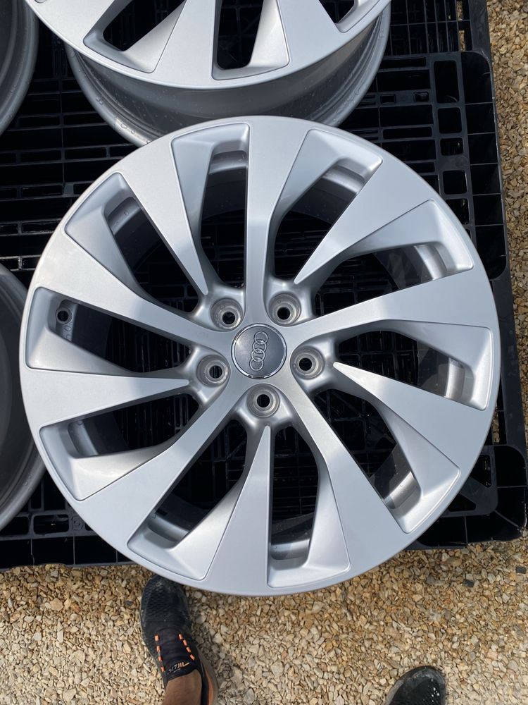 18 цола 5 х 112 мм Ауди , Audi A 7 , A 4 , A 5 , A 6 , Q 5