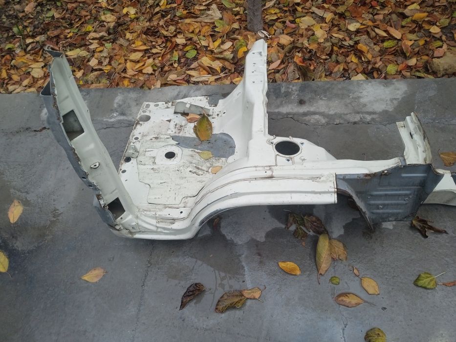 Damas yarimtalik pol