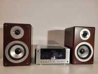 Mini sistem audio Philips cu lampi