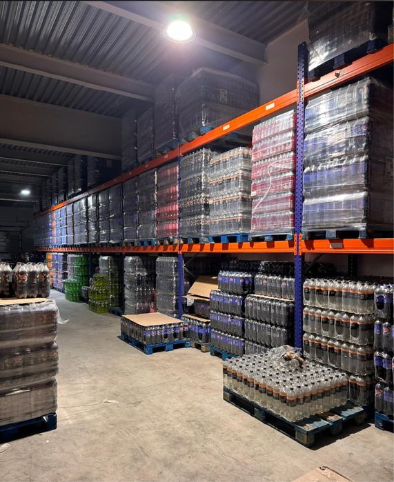 Rafturi metalice in stoc