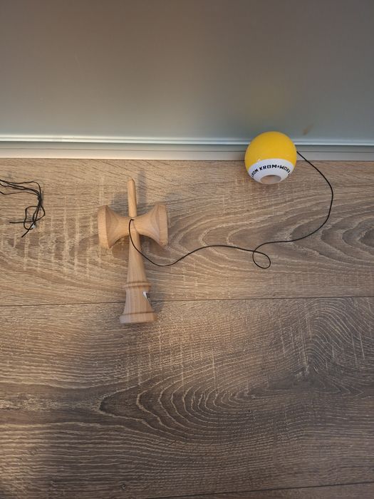 Kendama krom in stare foarte bună