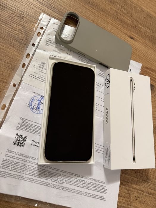 IPhone 17 Air iSTYLE  Гаранционен като НОВ ! Light Gold