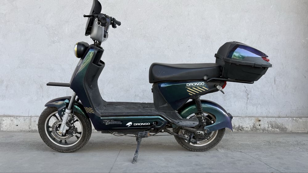 Skuter sotiladi Drongo