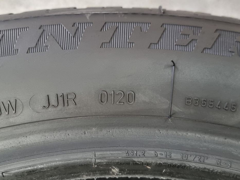 245/50/18 Dunlop 2Броя: 140лв 6.5мм Run on flat