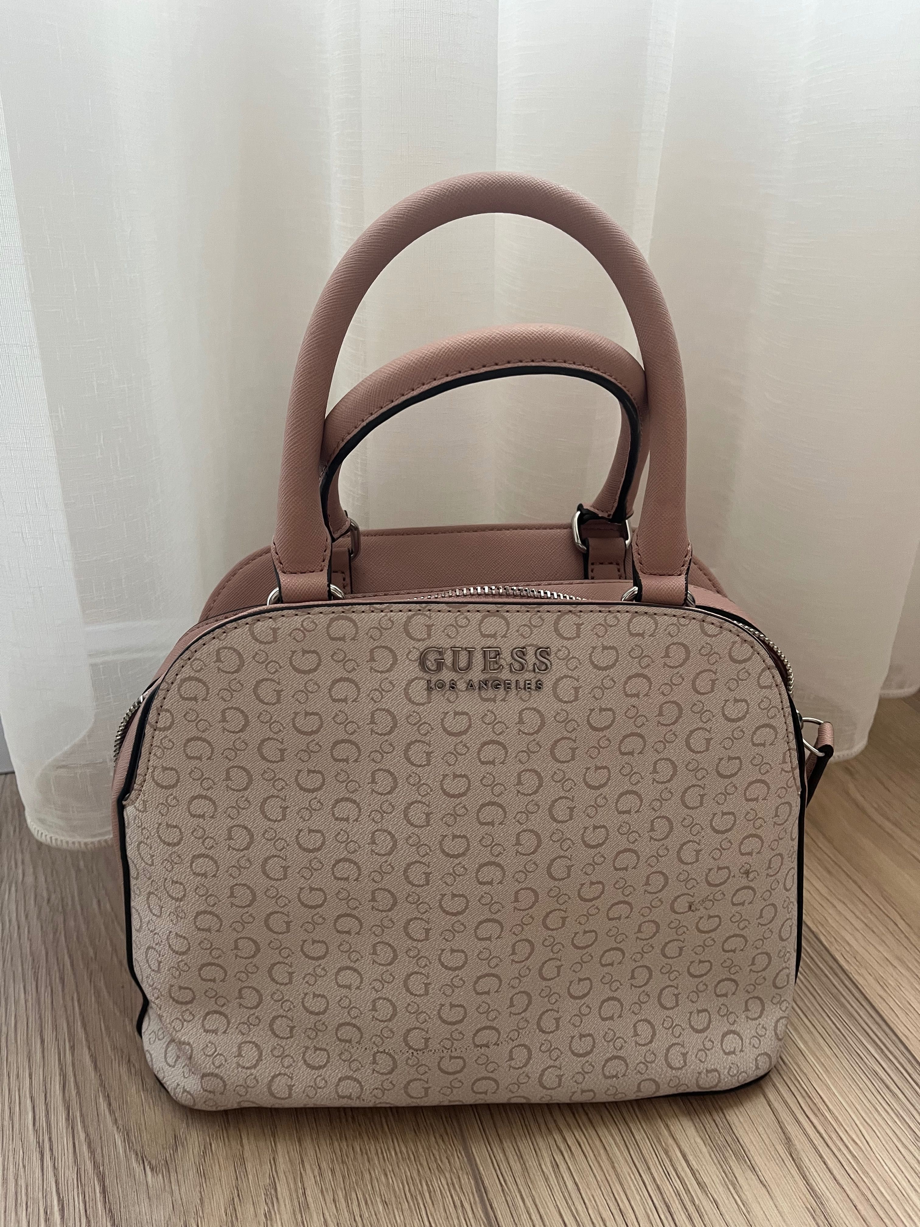 Дамска чанта Guess