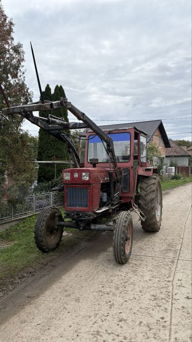 UTB 650 cu incarcator frontal