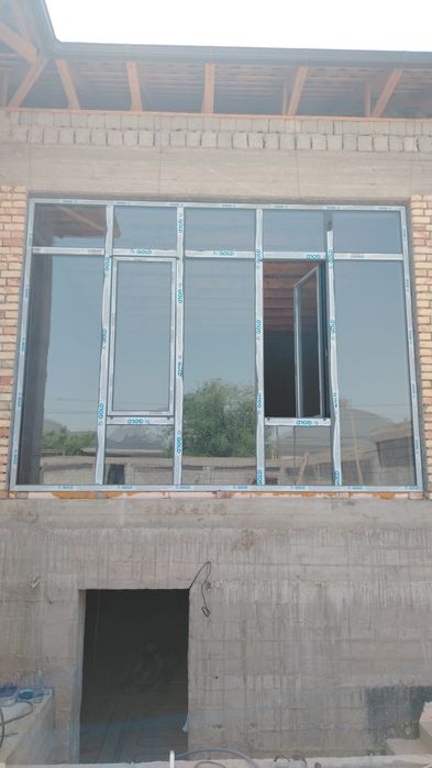 Алюминиевые дверь окна и витражи пластиковые окна