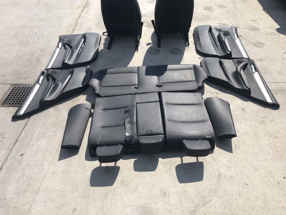 Interior negru cu incalzire scaune fata spate Bmw Suv X3 F25