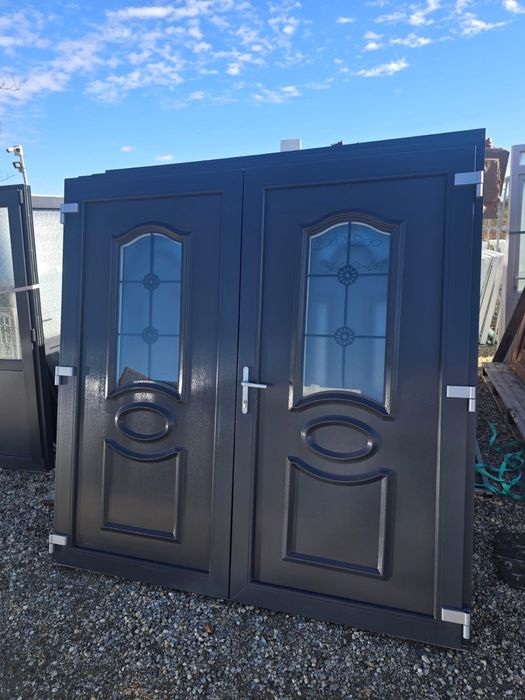 Usi Gri Antracit 2m/2m Pret Bomba 3600 lei