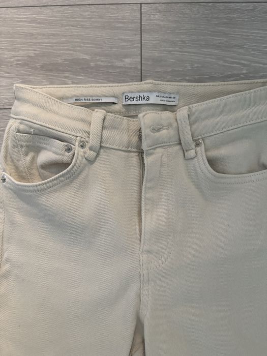 Blugi SKinny BERSHKA marimea 36 IMPECABILI