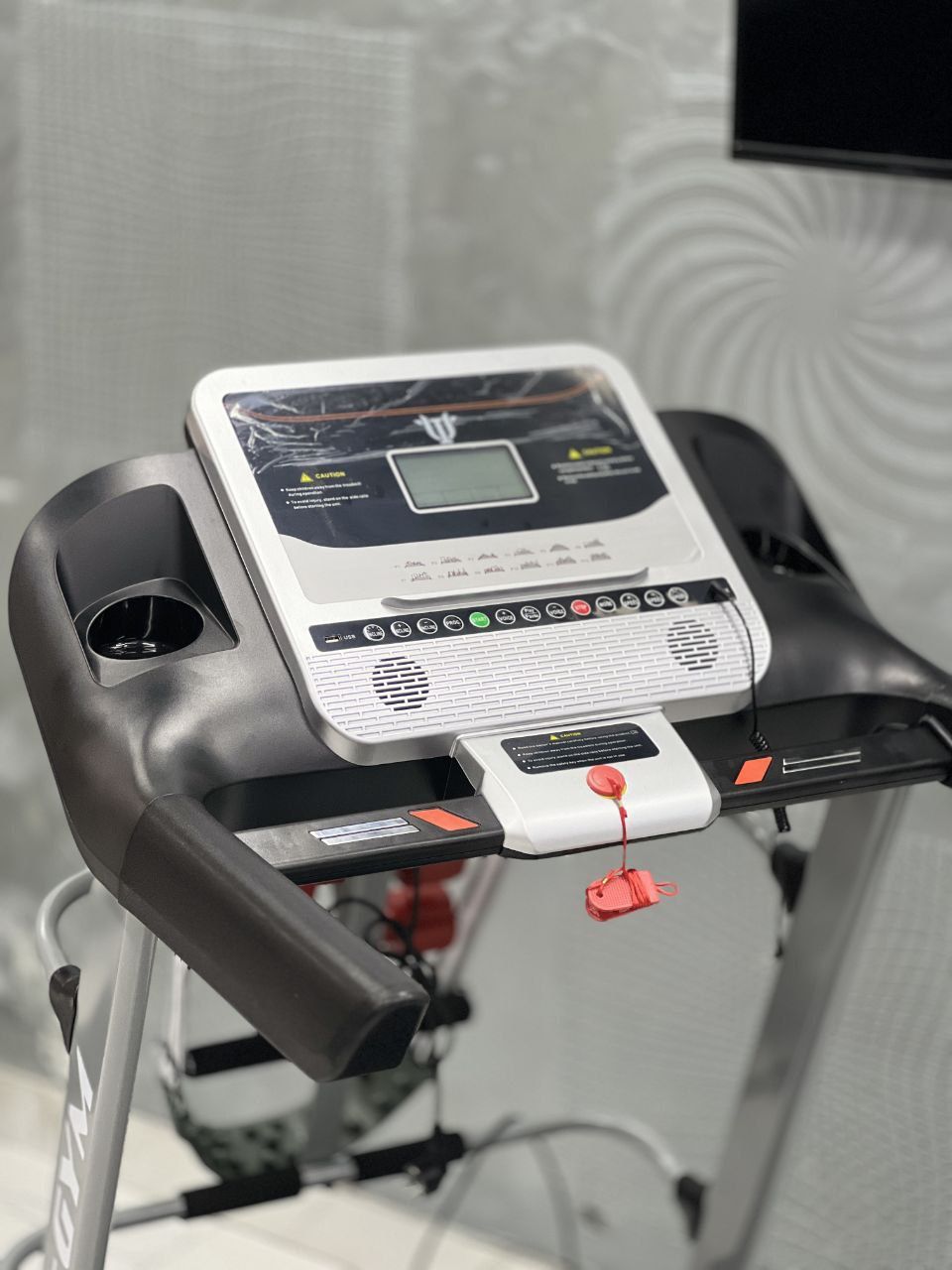 Беговая дорожка LifeGym LGM-565