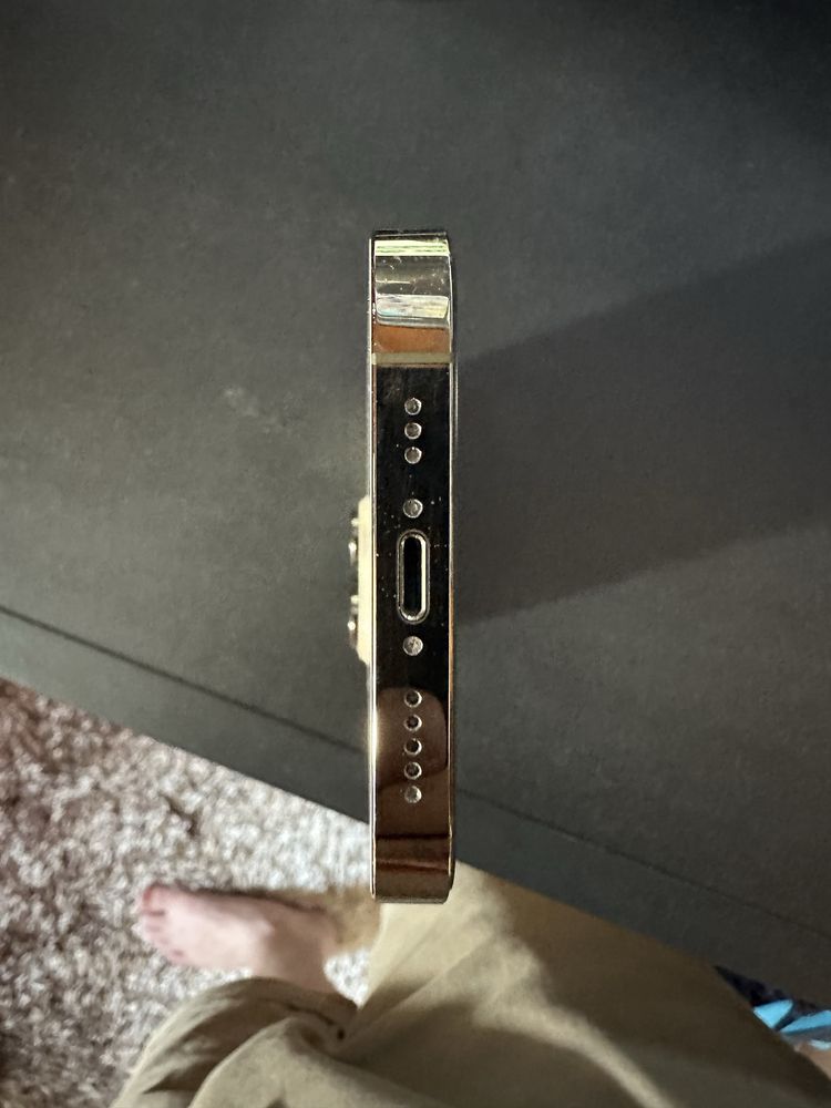 Iphone 14 pro GOLD в гаранция