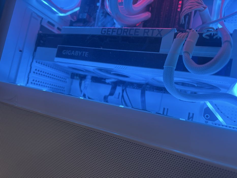 Placa video rtx 3080 gigabyte