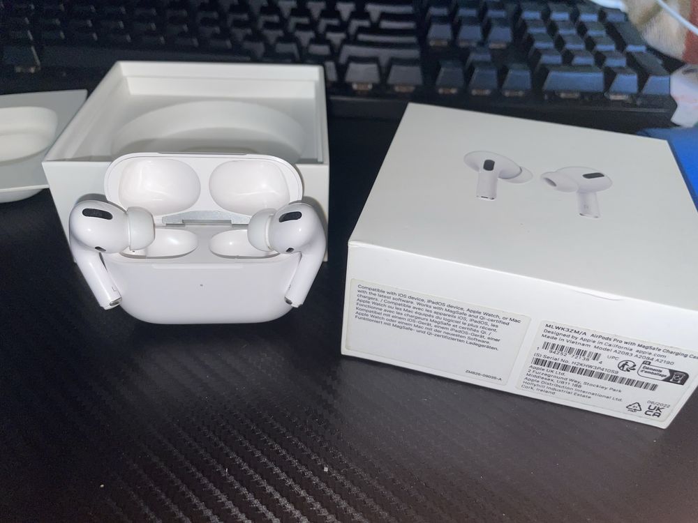 Apple AirPods 1 pro