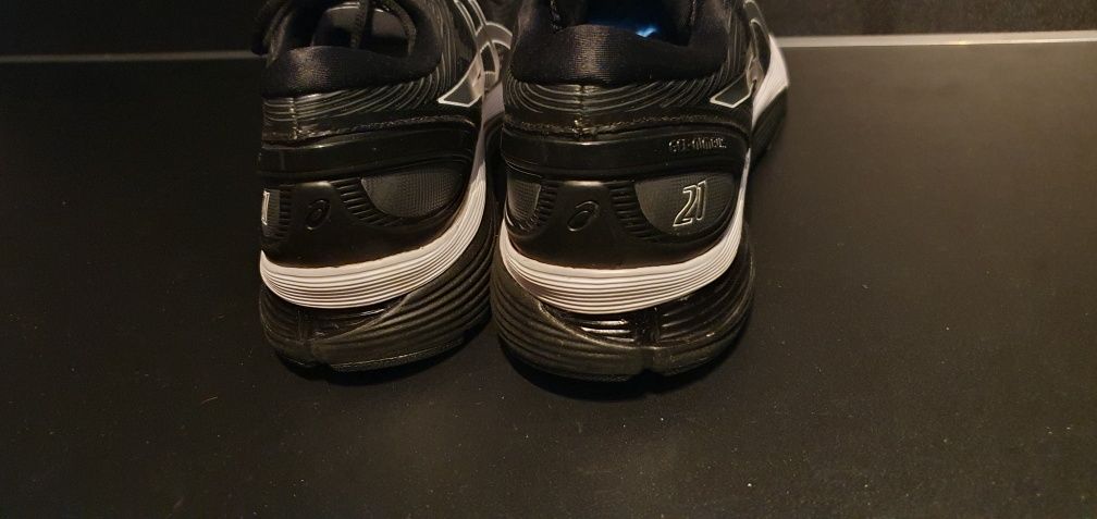 Adidași Asics Gel Ninbus  21