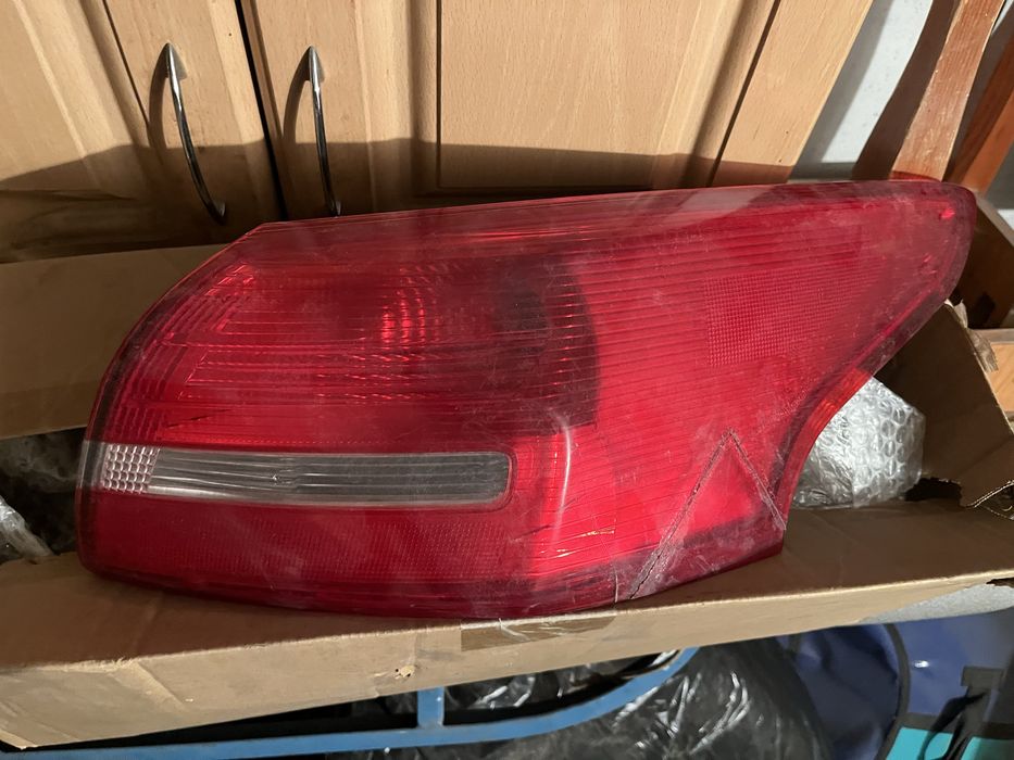 Фонарь на Форд Фокус 3, седан!