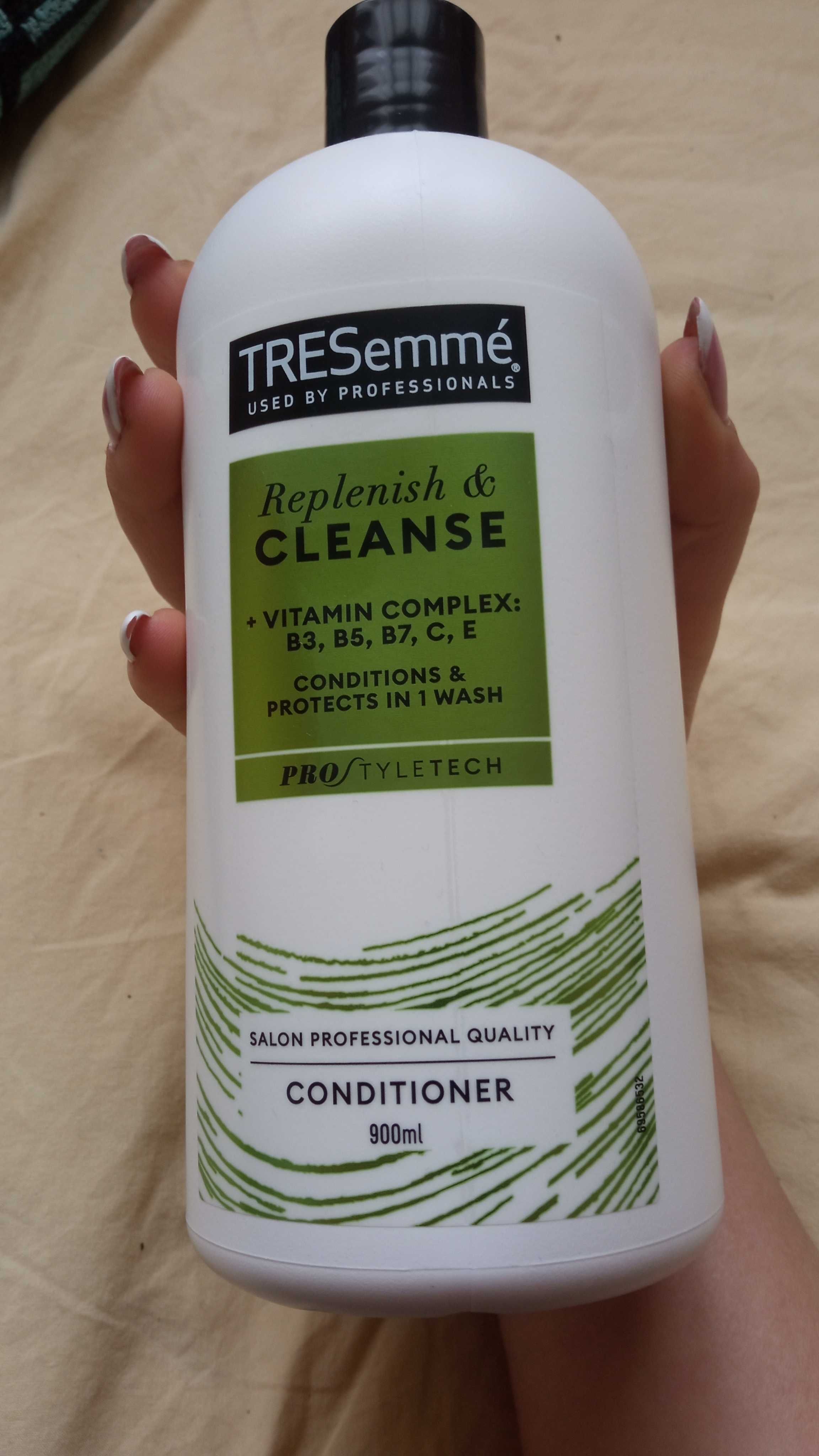 Нов Балсам за коса TRESemme 0.900 мл.