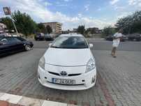 Inchiriez Uber XL / Bolt Prius XL Auris hybrid gpl
