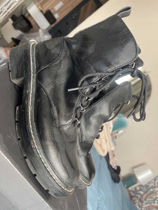 Боти Pull and Bear