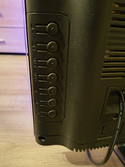 LED Телевизор Neo 22"