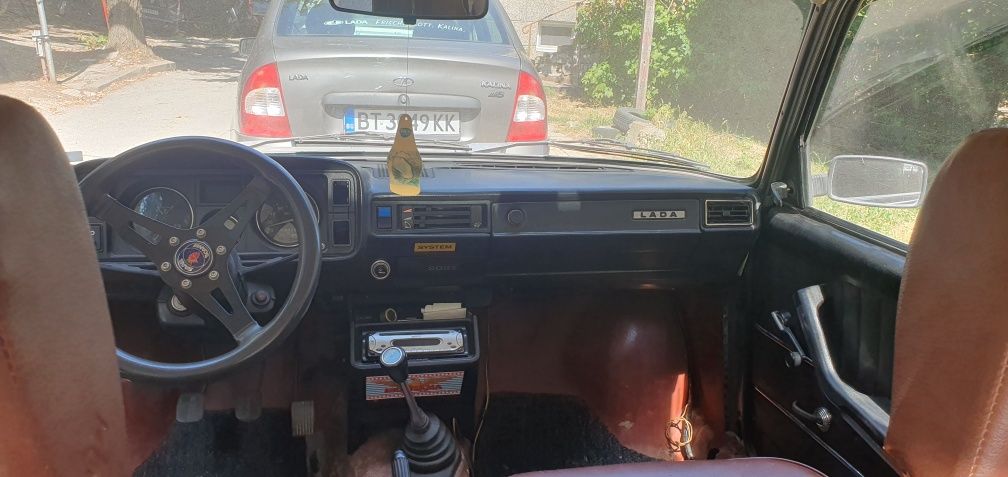 Lada 2105        1300