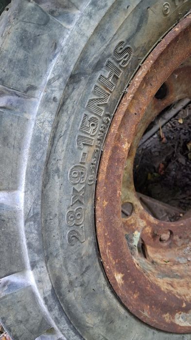 Roti stivuitor cu camera