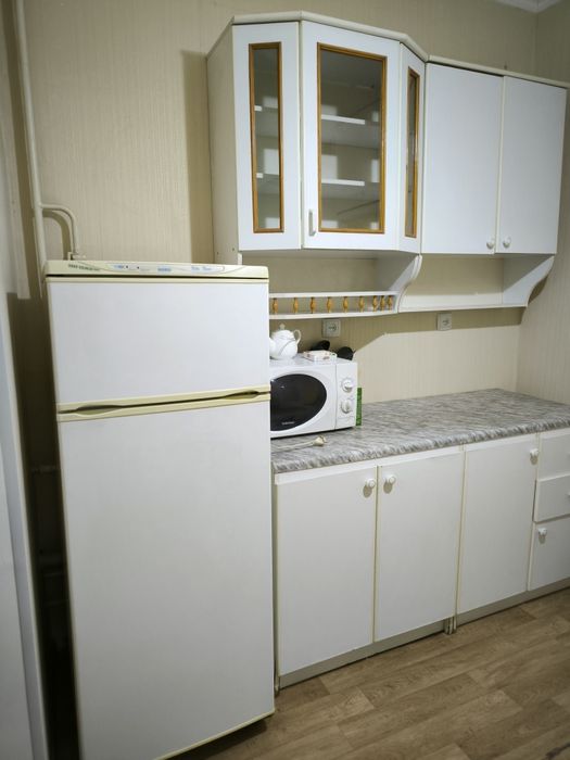 Сергели -8а 2/5/9 средний ремонт чистая квартира 350