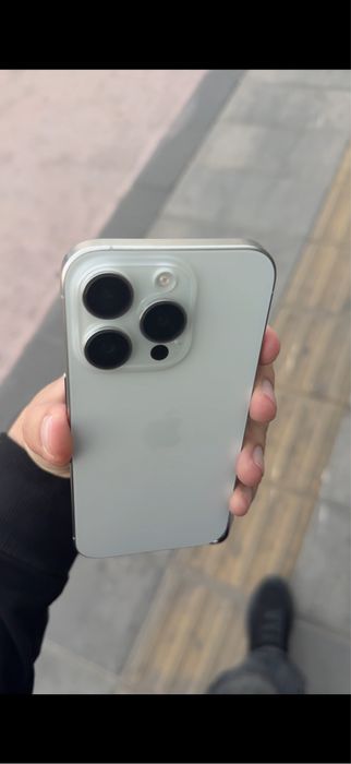 Iphone 15 pro 256 oq ideal