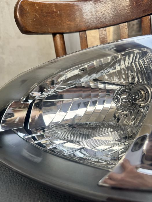 Фары передние для автомобиля Chevrolet Gentra