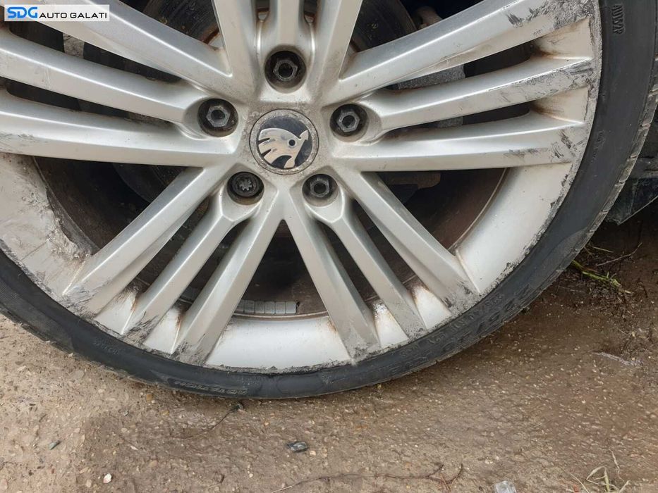 Set 4 Jante Roti Aliaj TRINITY 225 40 18 R18 5x112 Skoda Octavia 3 2013 - 2017 [C5374]
