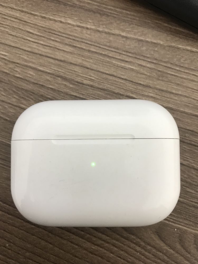 Науошник Airpods оригинал