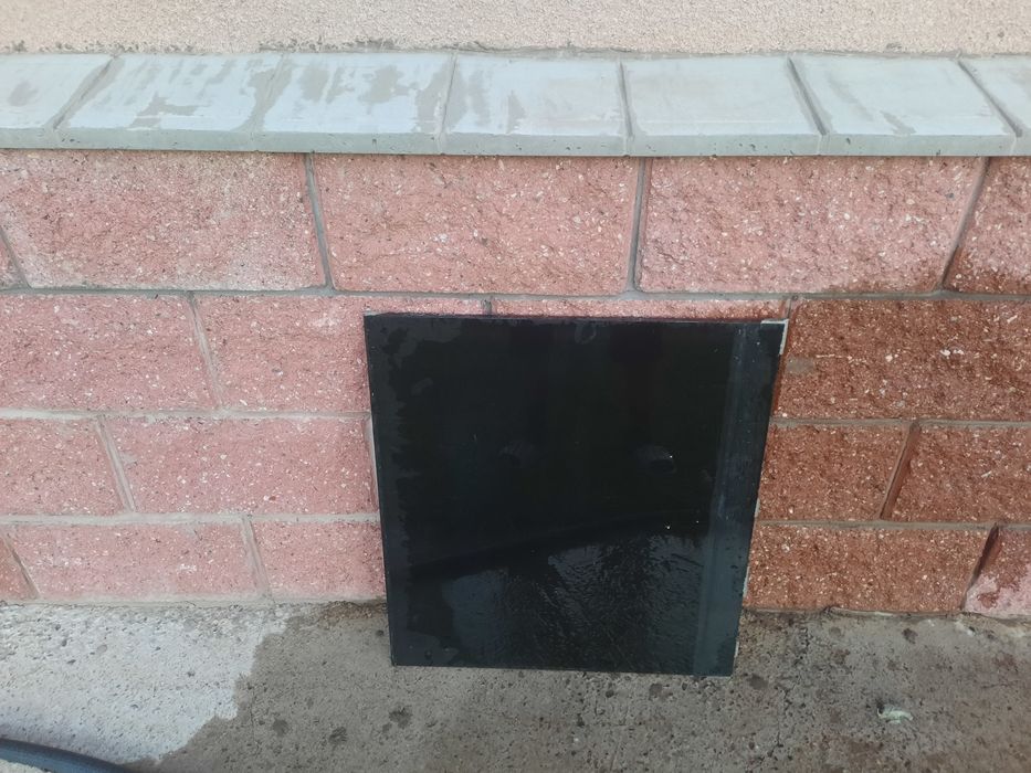 Плиты гранитные черные шлифованные  размерами 600×600 ×20 мм