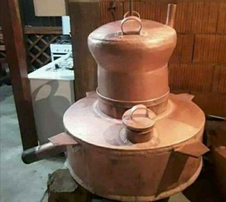 Vând cazane de țuică din cupru alimentar
