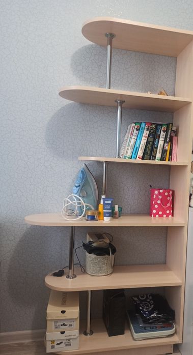 Стеллаж стойка в современном дизайне