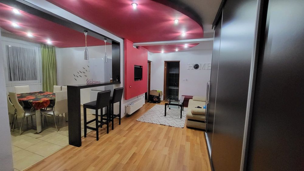 Apartament de închiriat